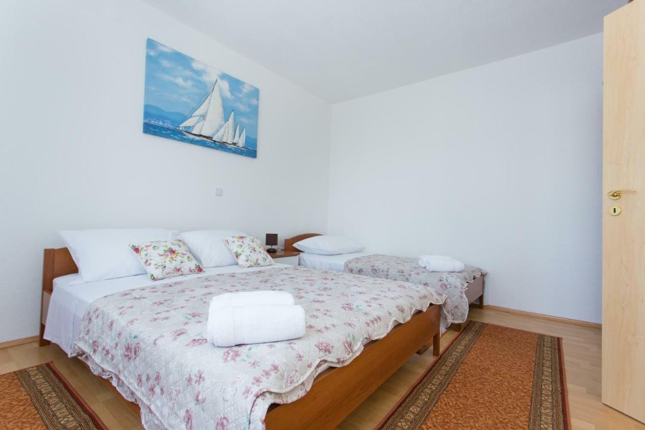 Apartman Paula 1 Apartamento Vinišće Exterior foto