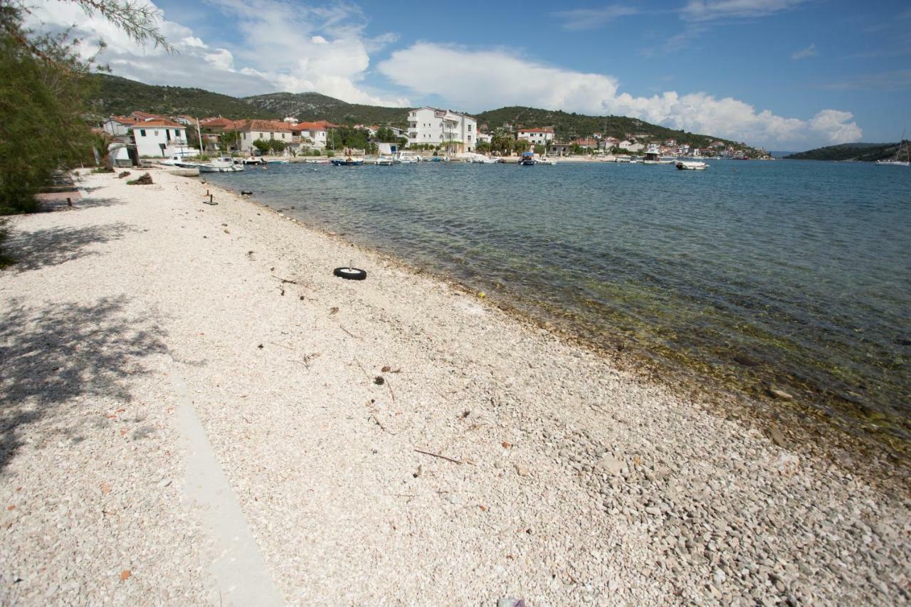 Apartman Paula 1 Apartamento Vinišće Exterior foto